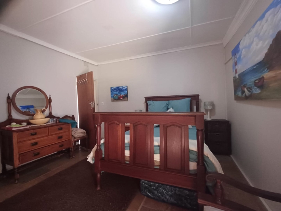 5 Bedroom Property for Sale in Wilkoppies North West